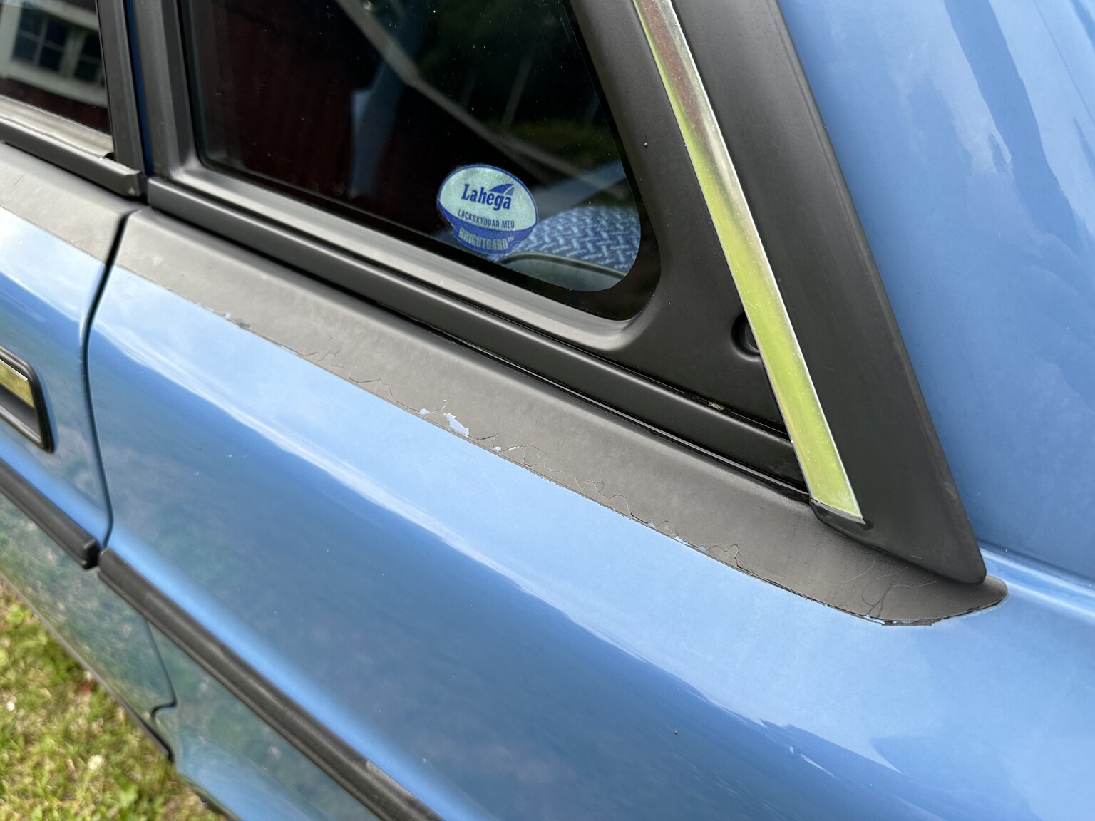 Exteriörbild på 1986 Volvo 244
