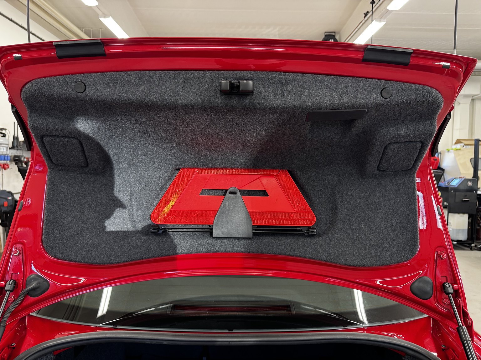 Interior image of 2007 Audi  S4 quattro 4.2 V8 manuell