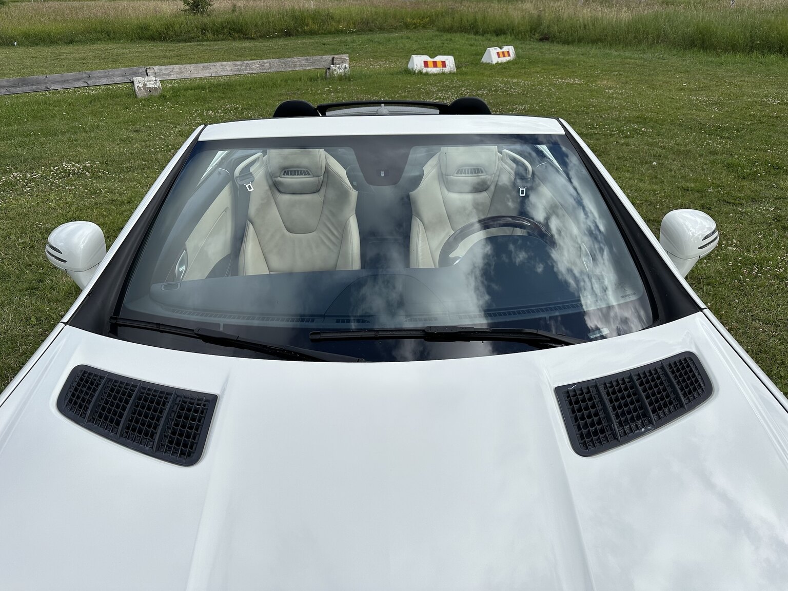 Exteriörbild på 2012 Mercedes-Benz SLK 350