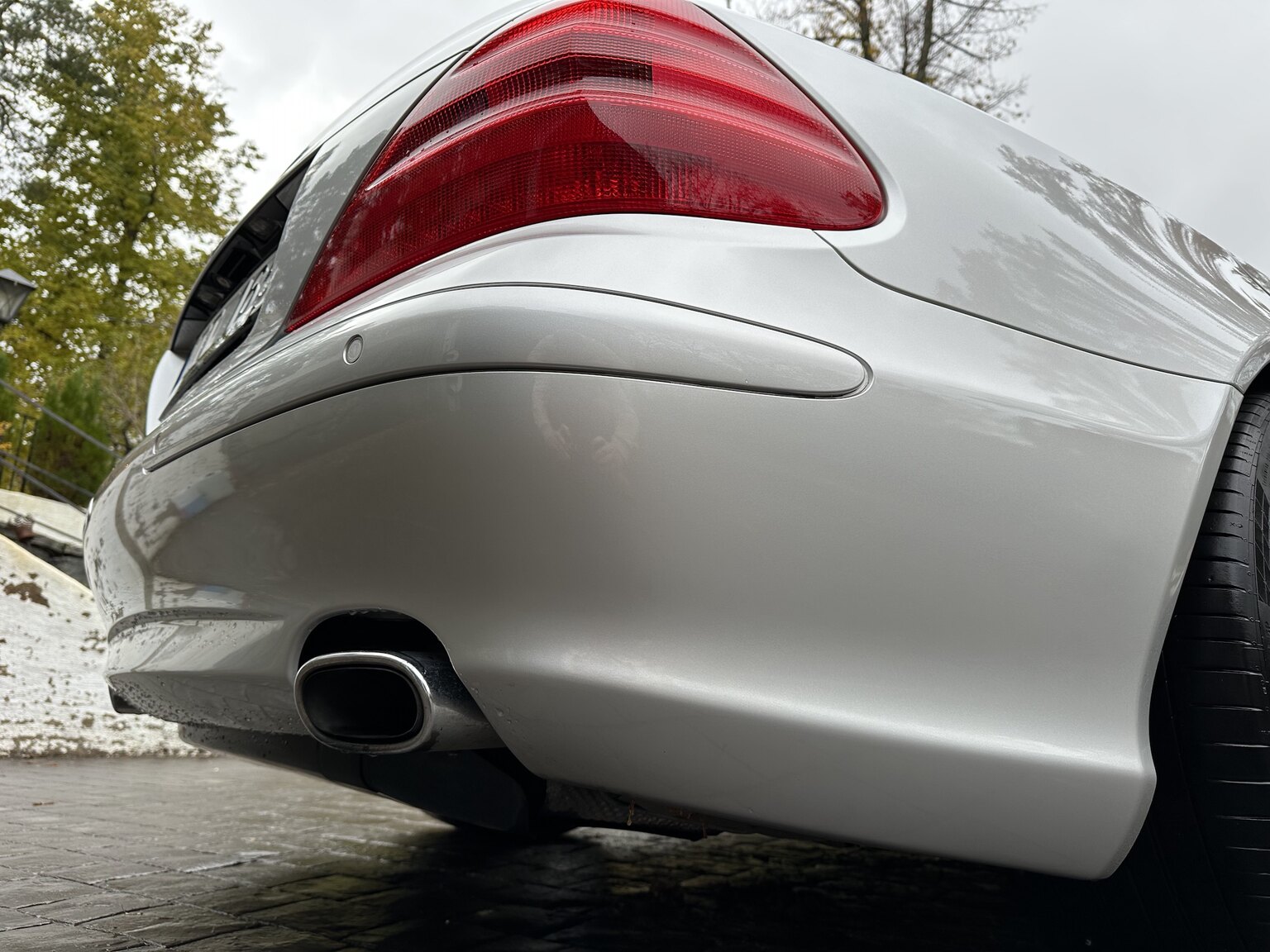 Exteriörbild på 2005 Mercedes-Benz SL 350