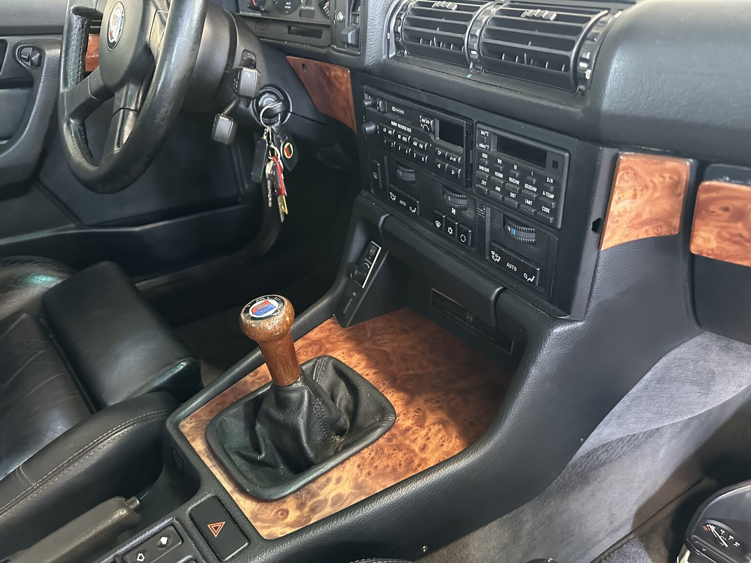 Interior image of 1991 ALPINA BMW ALPINA B10 BI-TURBO