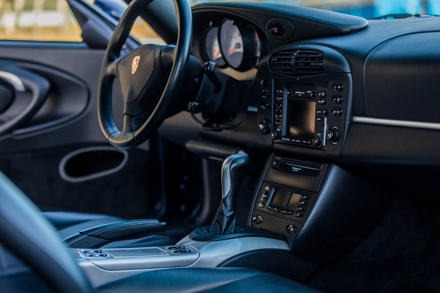 Innenraumfoto von 1999 Porsche 911 Carrera Cabriolet