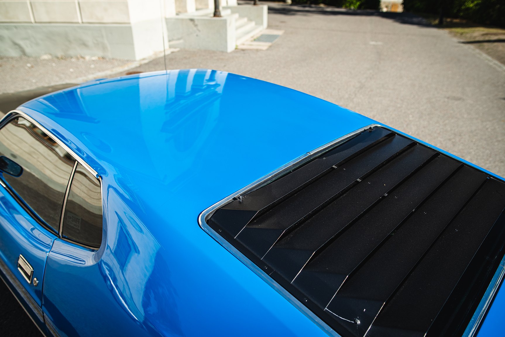 Exterior image of 1971 Ford Mustang Mach 1