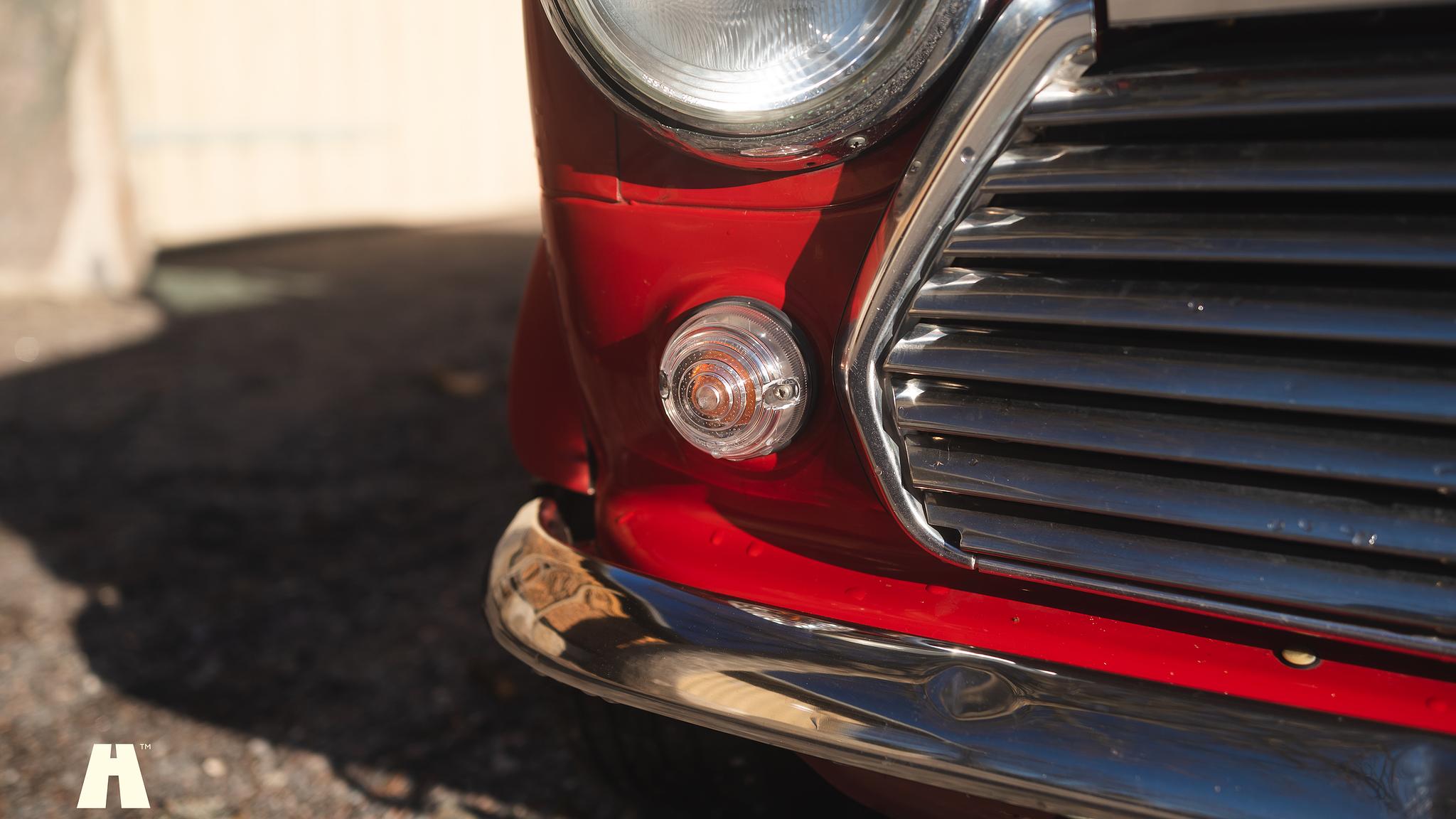 Exterior image of 1998 Mini Cooper