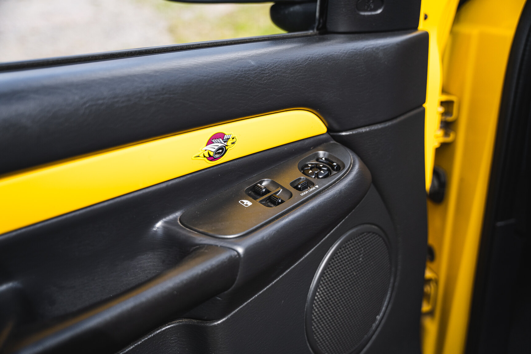 Innenraumfoto von 2005 Dodge Ram 1500 Bumble Bee