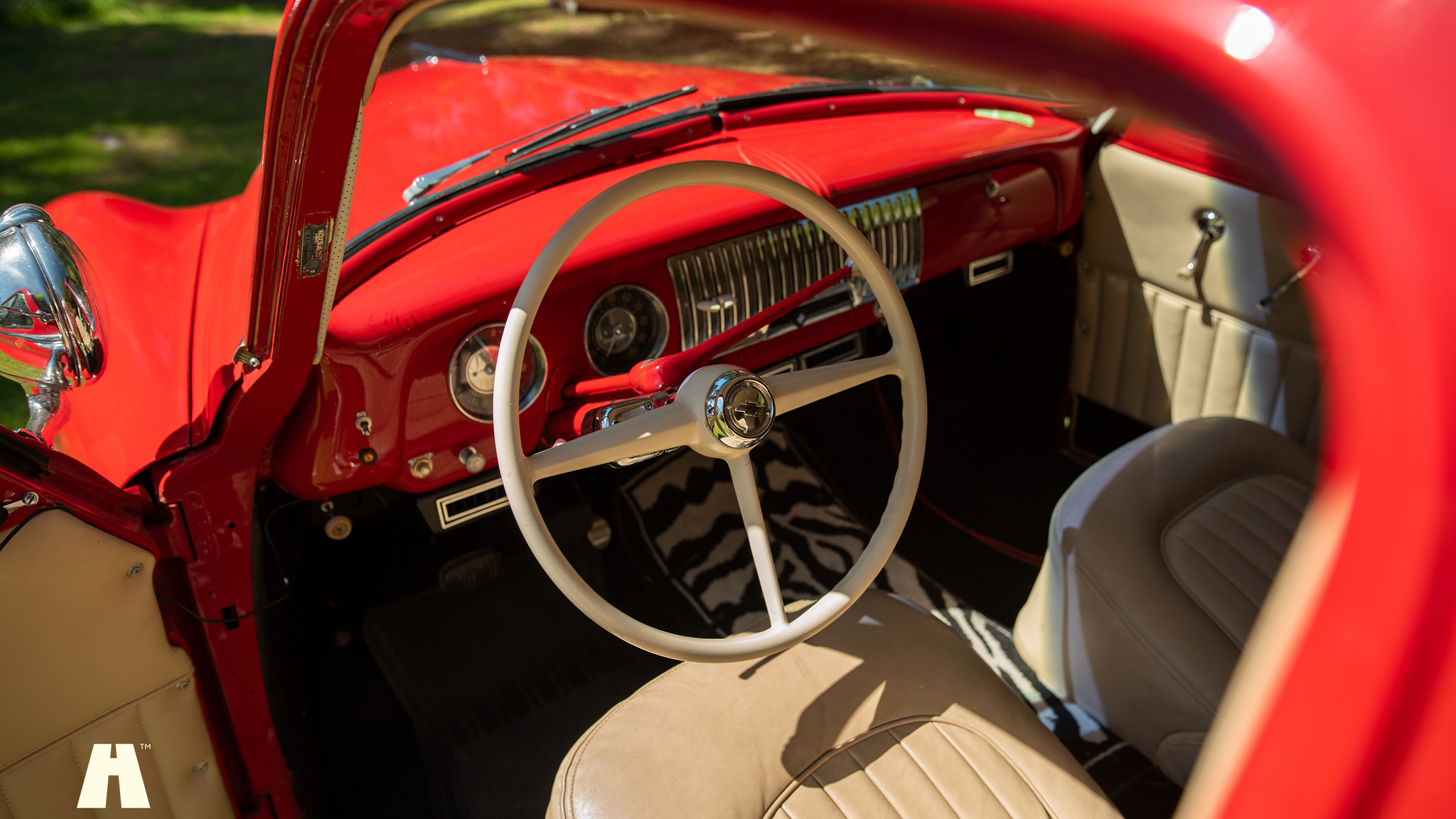 Innenraumfoto von 1952 Chevrolet Sedan Delivery Fire Truck (2)