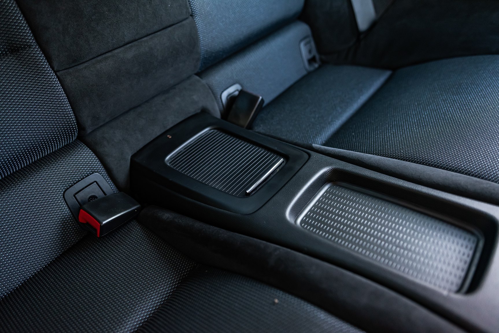 Interior image of 2009 BMW 325Xi