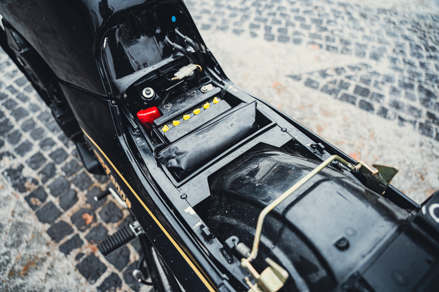 Aussenfoto 1990 Kawasaki ZX900R