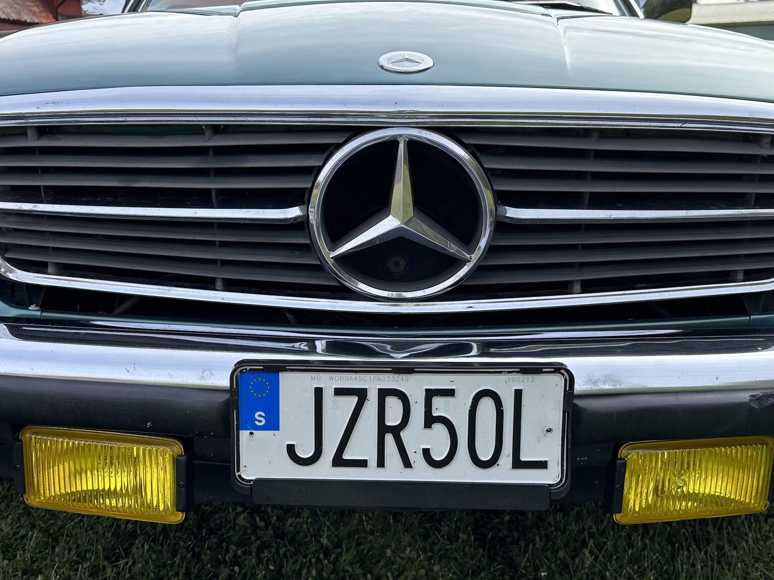 Exteriörbild på 1985 Mercedes-Benz 380 SL