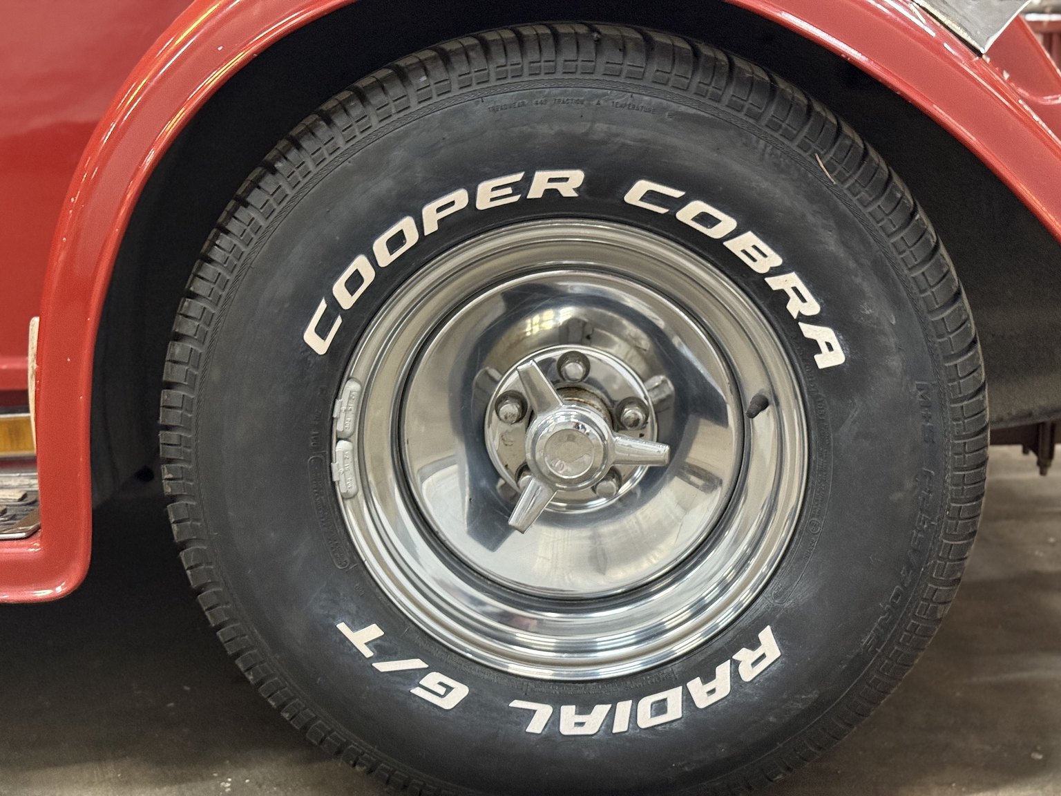 Exteriörbild på 1965 Duesenberg Roadster/StreetRod Replika 