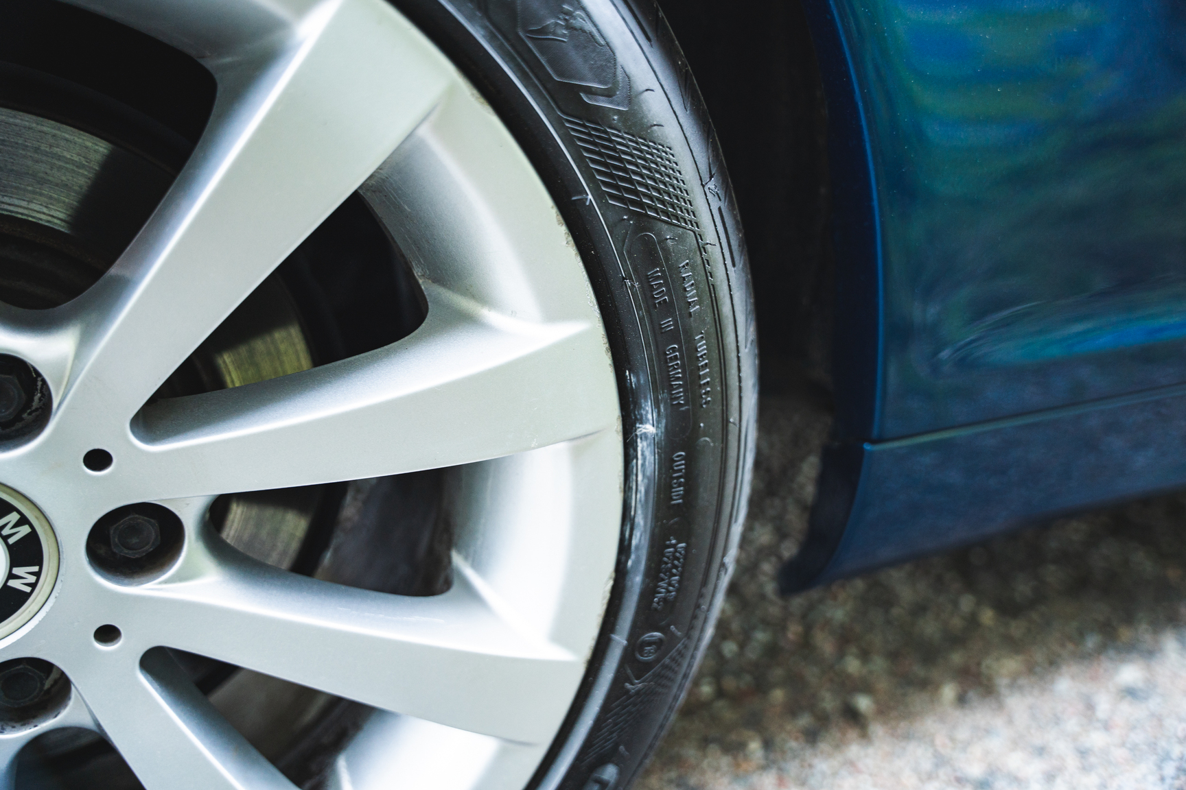 Exterior image of 2001 BMW E46 325 Cabriolet (75)