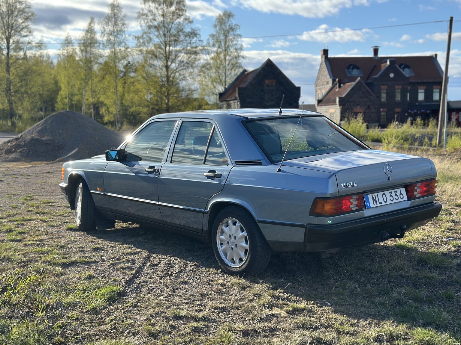 Exterior image of 1988 Mercedes-Benz 190 E