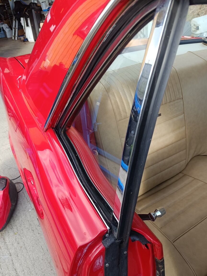Exterior image of 1966 Ford Mustang Hardtop 3.3 