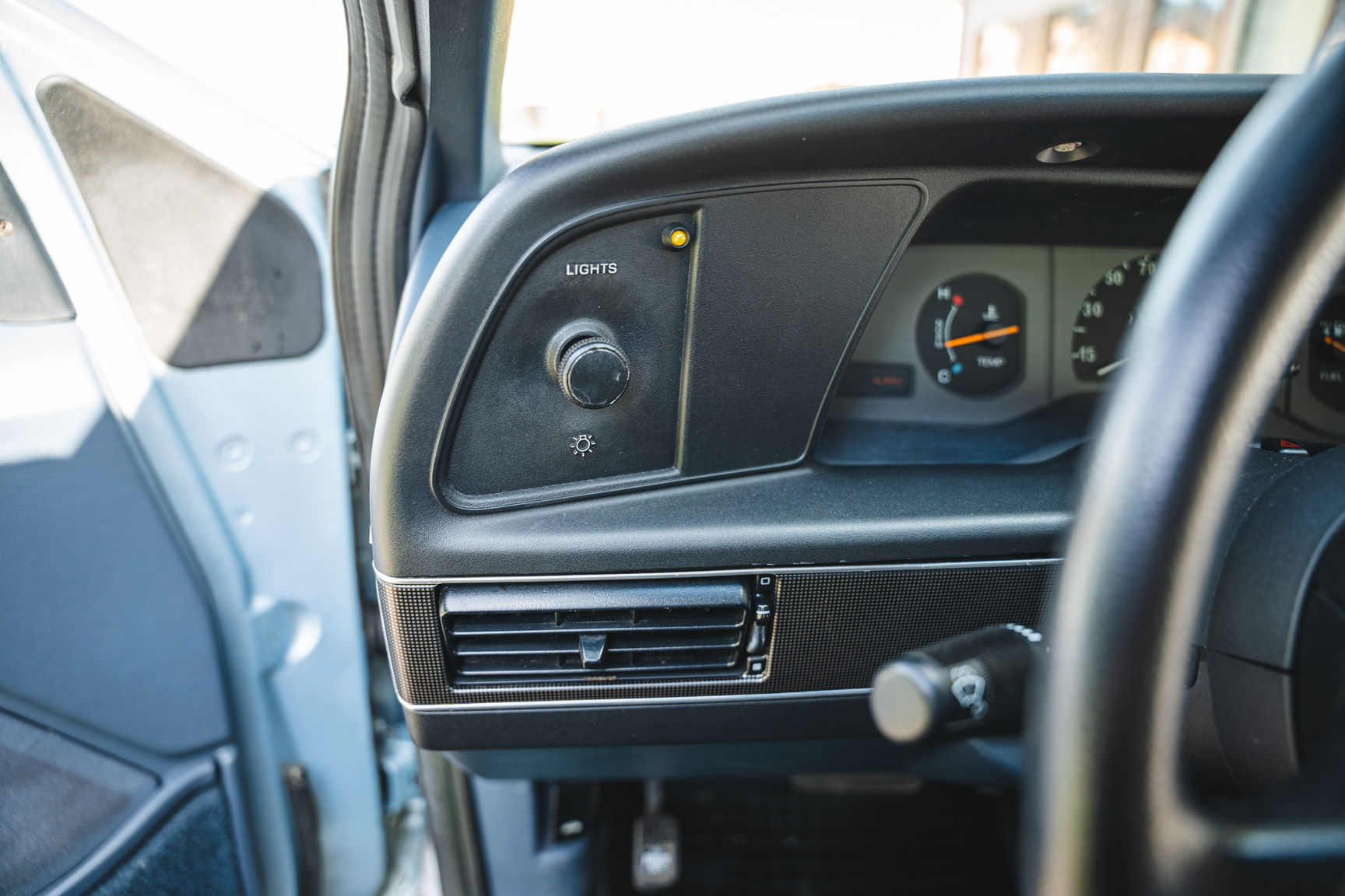 Interiörbild 1991 Ford Thunderbird (16)