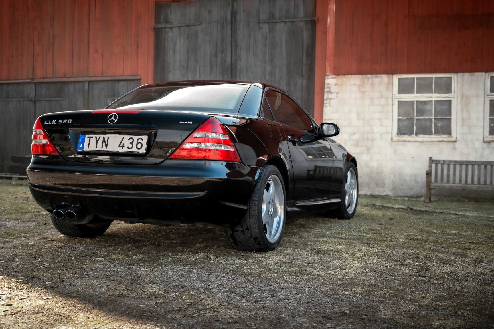 Exteriörbild på 2001 Mercedes-Benz SLK 320