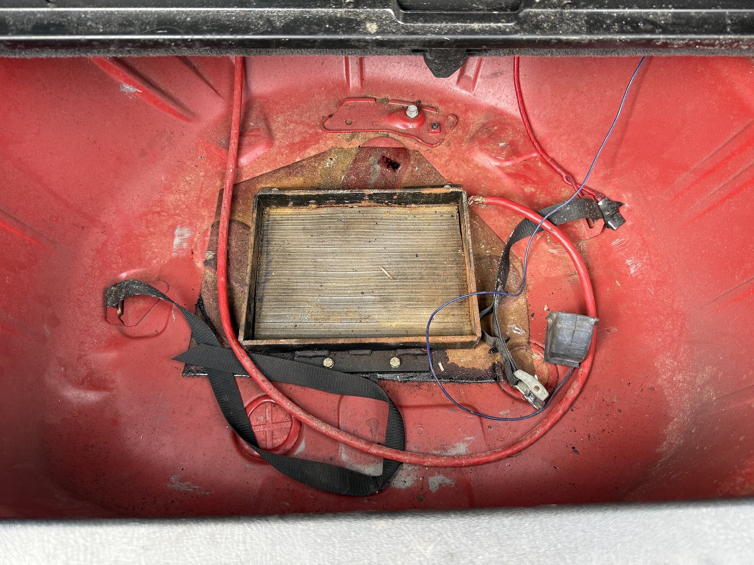 Interior image of 1996 Volvo 850 R "T-Röd"