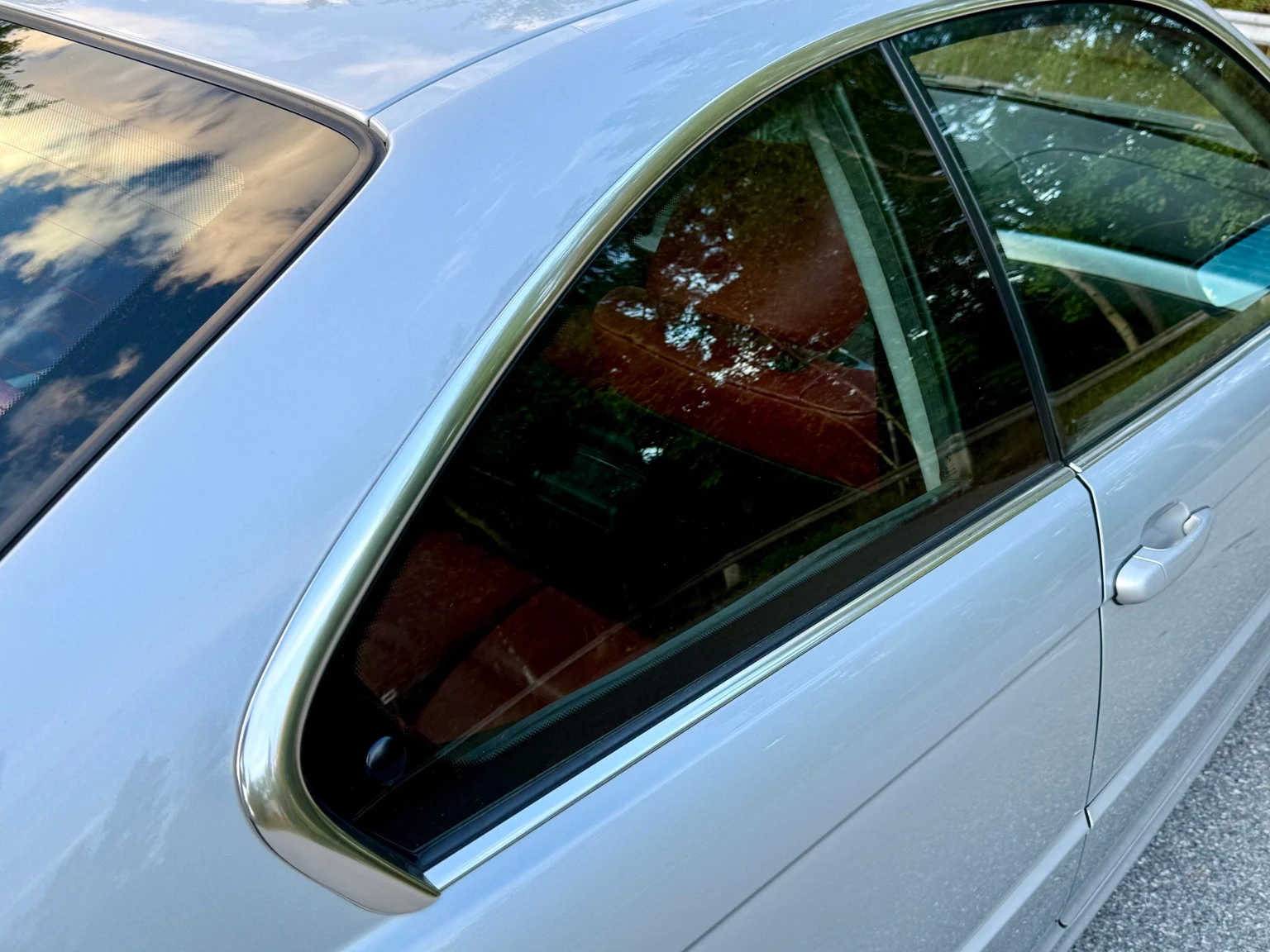 Exteriörbild på 2000 BMW 328Ci Coupé (39)