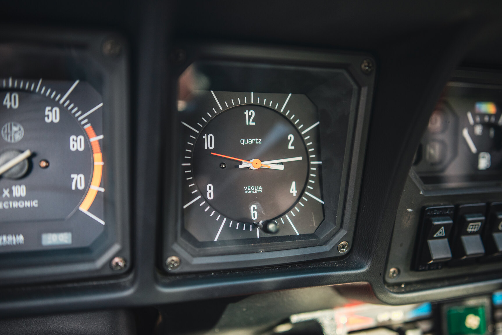 Innenraumfoto von 1984 Alfa Romeo GTV 6 2.5