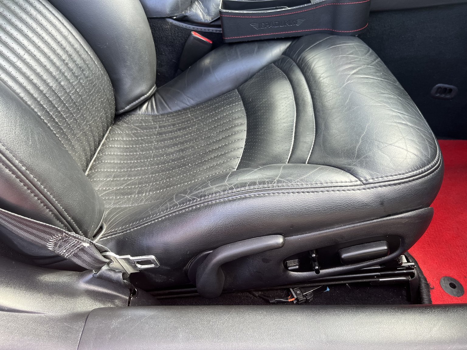 Interior image of 2000 Chevrolet Corvette Cabriolet