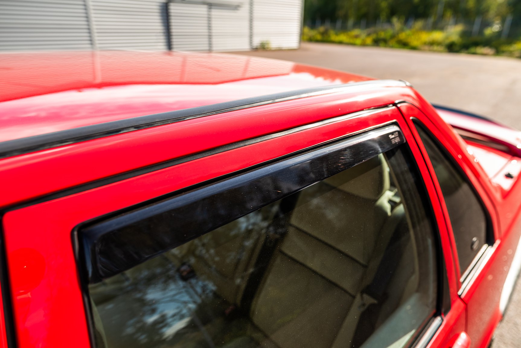 Exterior image of 1996 Volvo 850 R