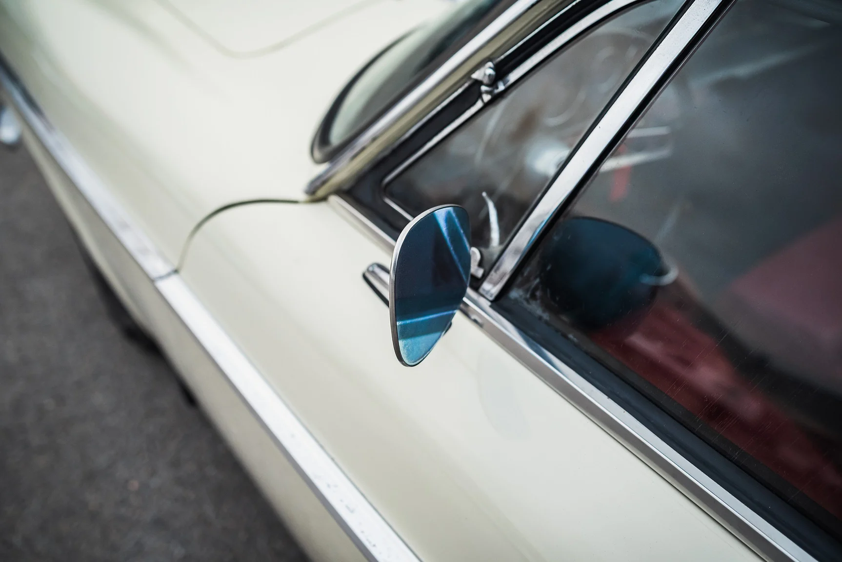 Exteriörbild på 1964 Volvo P 1800S (41)