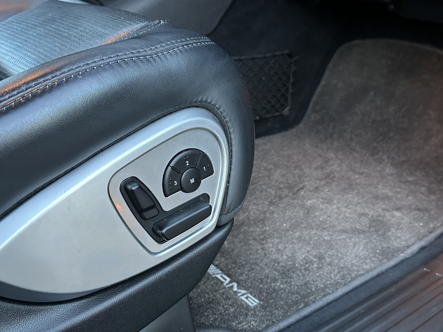 Interiörbild 2007 Mercedes-Benz R63 AMG