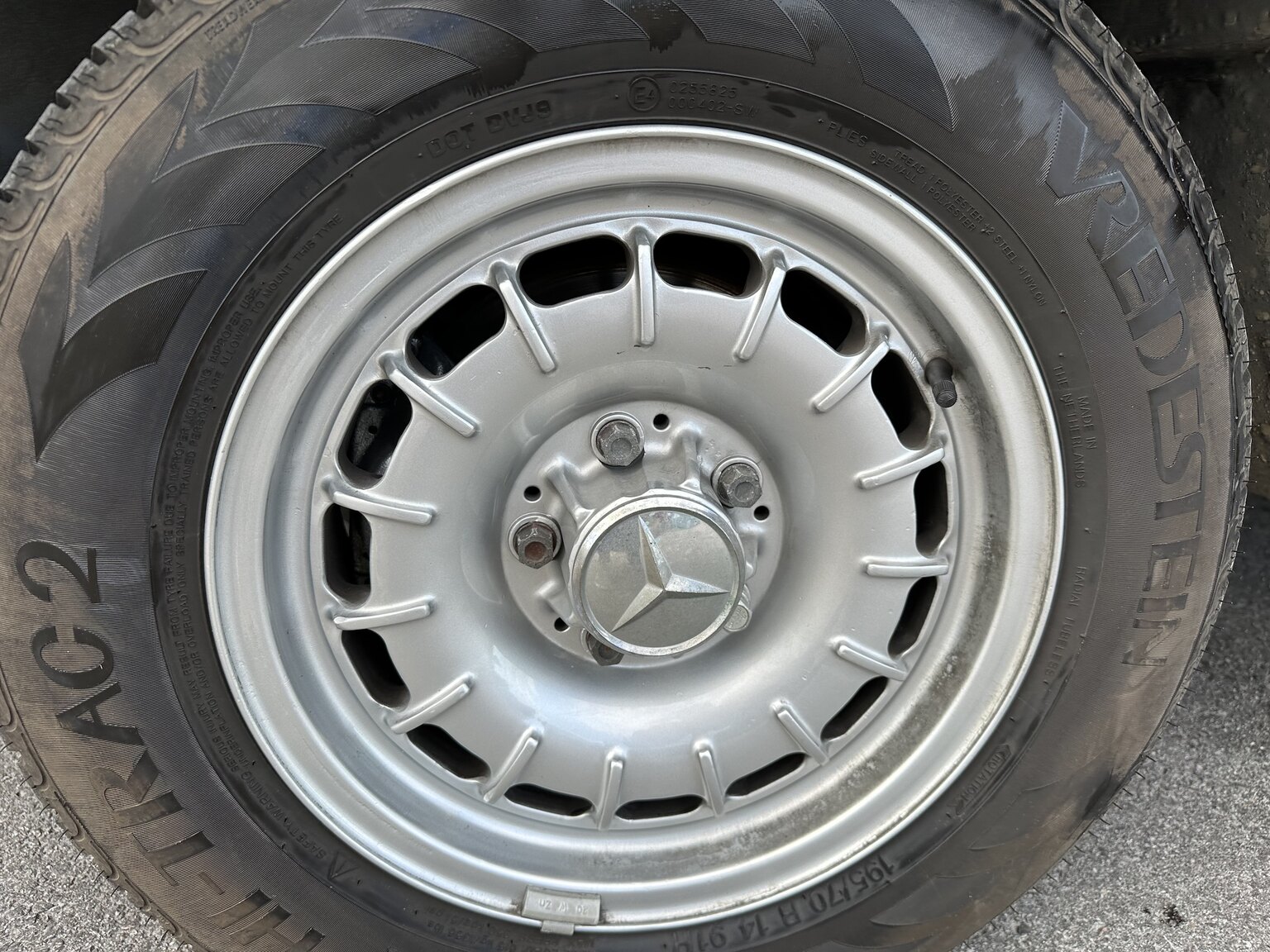 Aussenfoto 1974 Mercedes benz 450 SL