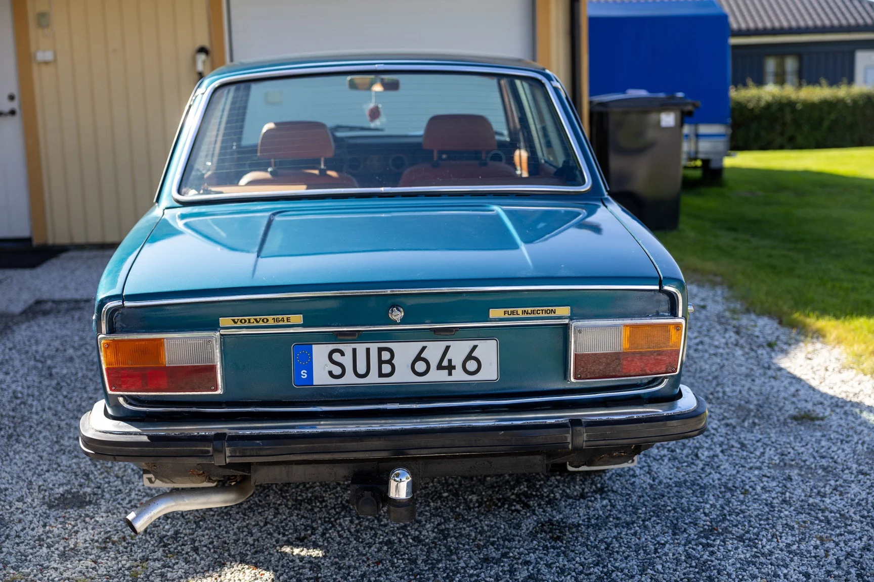 Exterior image of 1973 Volvo 164E (11)
