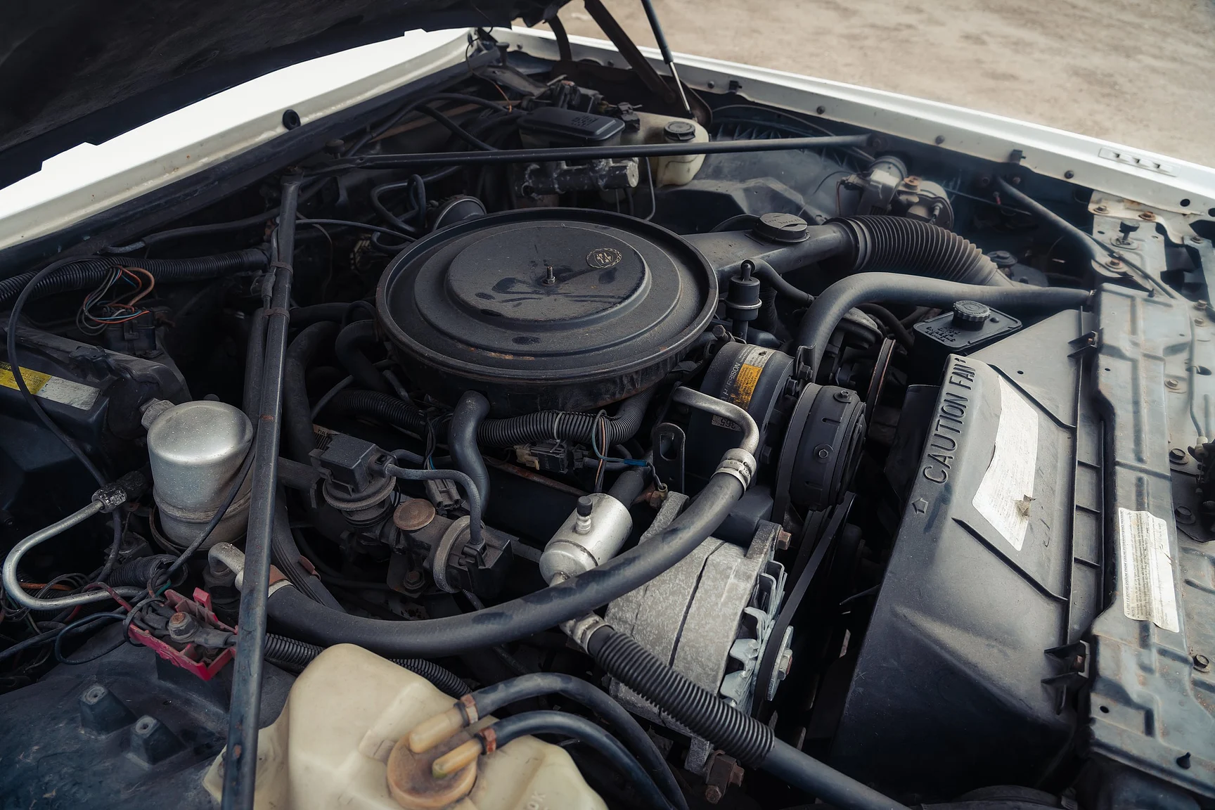 Image of 1984 Cadillac Eldorado Biarritz Convertible mechanics (11)