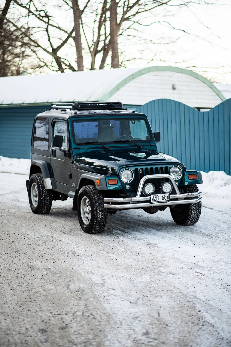 Exteriörbild på 1997 JEEP Wrangler Hardtop 2.5 AWD (7)