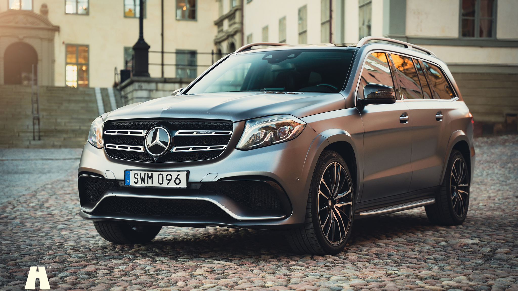 Aussenfoto 2017 Mercedes-Benz GLS 63 AMG (4)