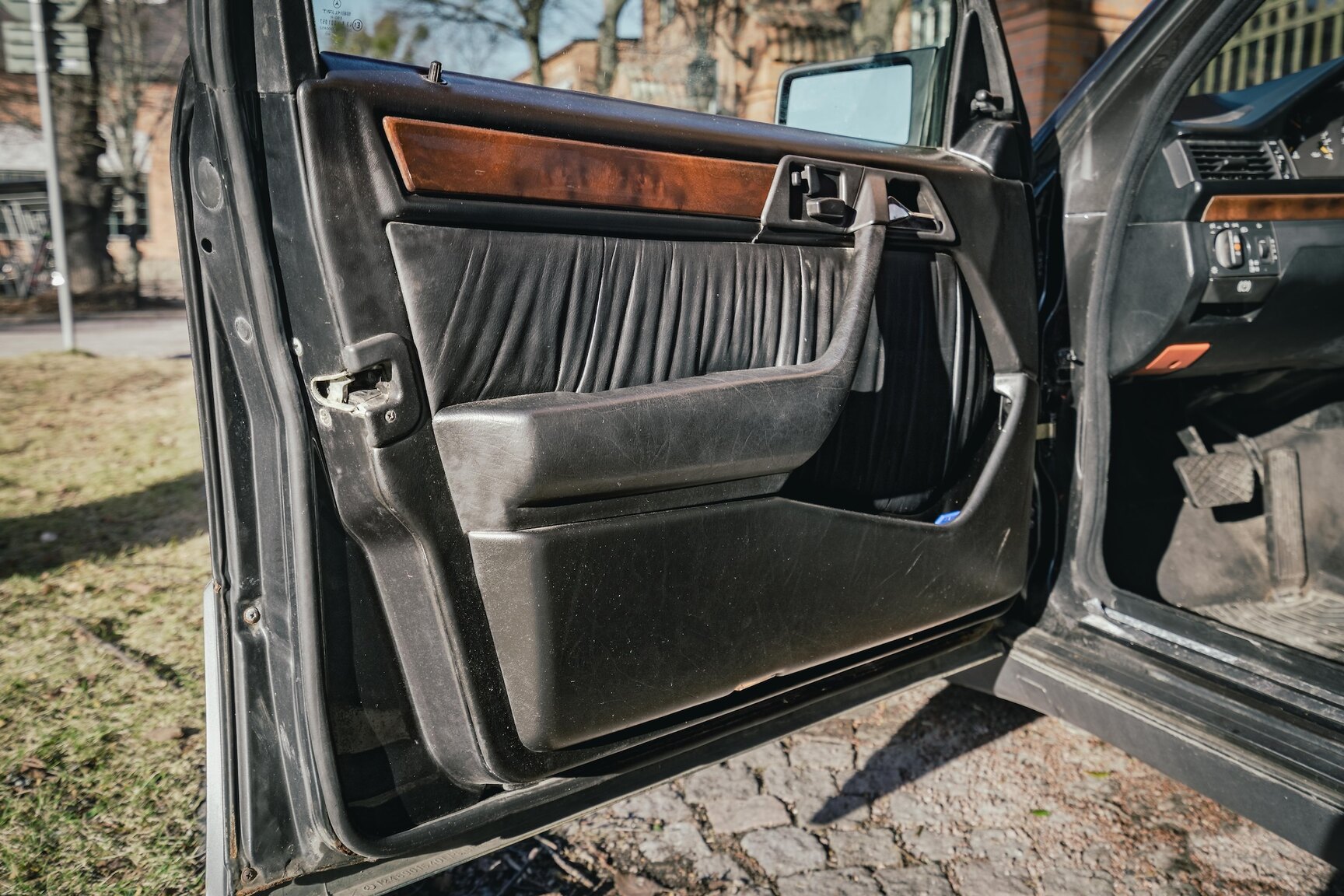 Interiörbild 1991 Mercedes-Benz 300E-24 (30)