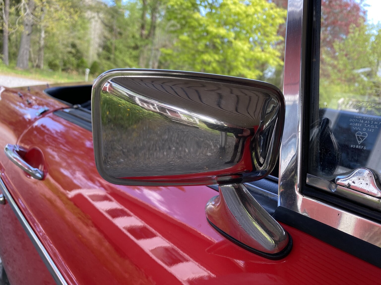 Exterior image of 1967 MG MGB 1800