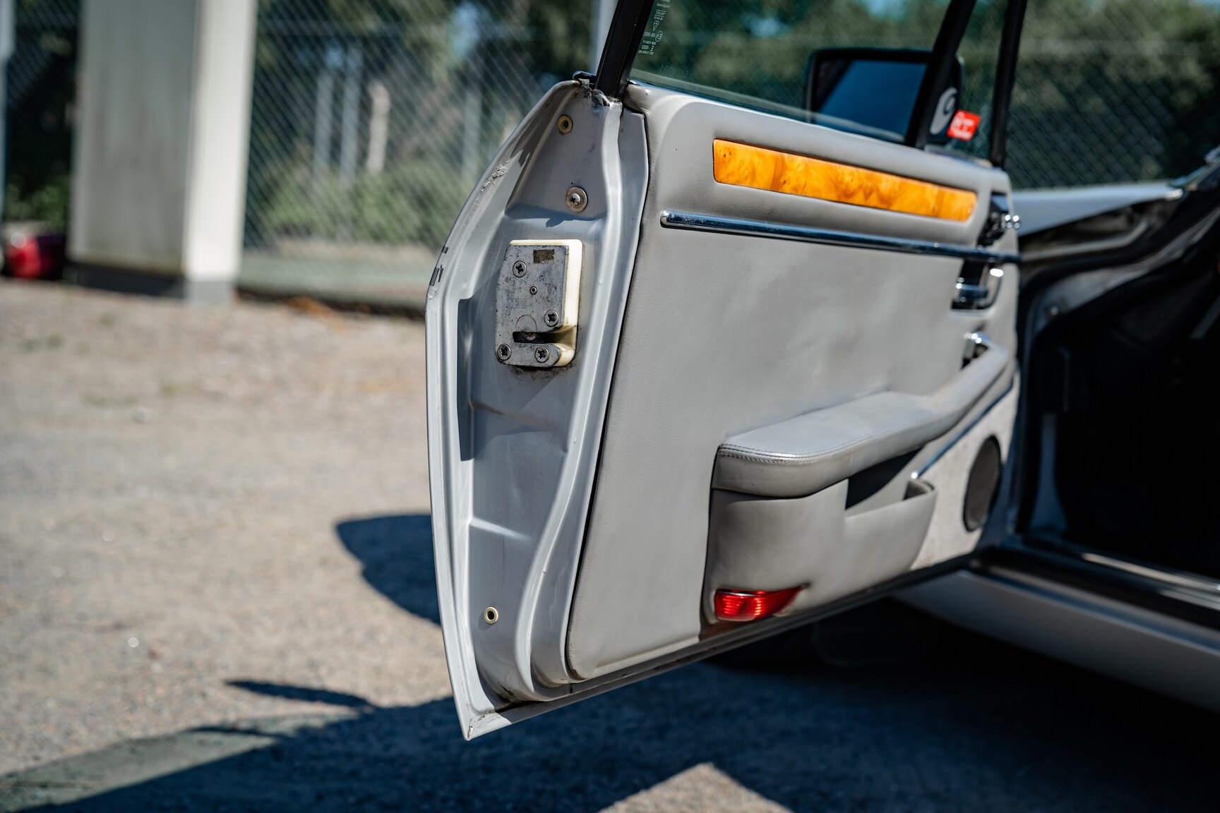 Interior image of 1985 Jaguar XJ-S HE