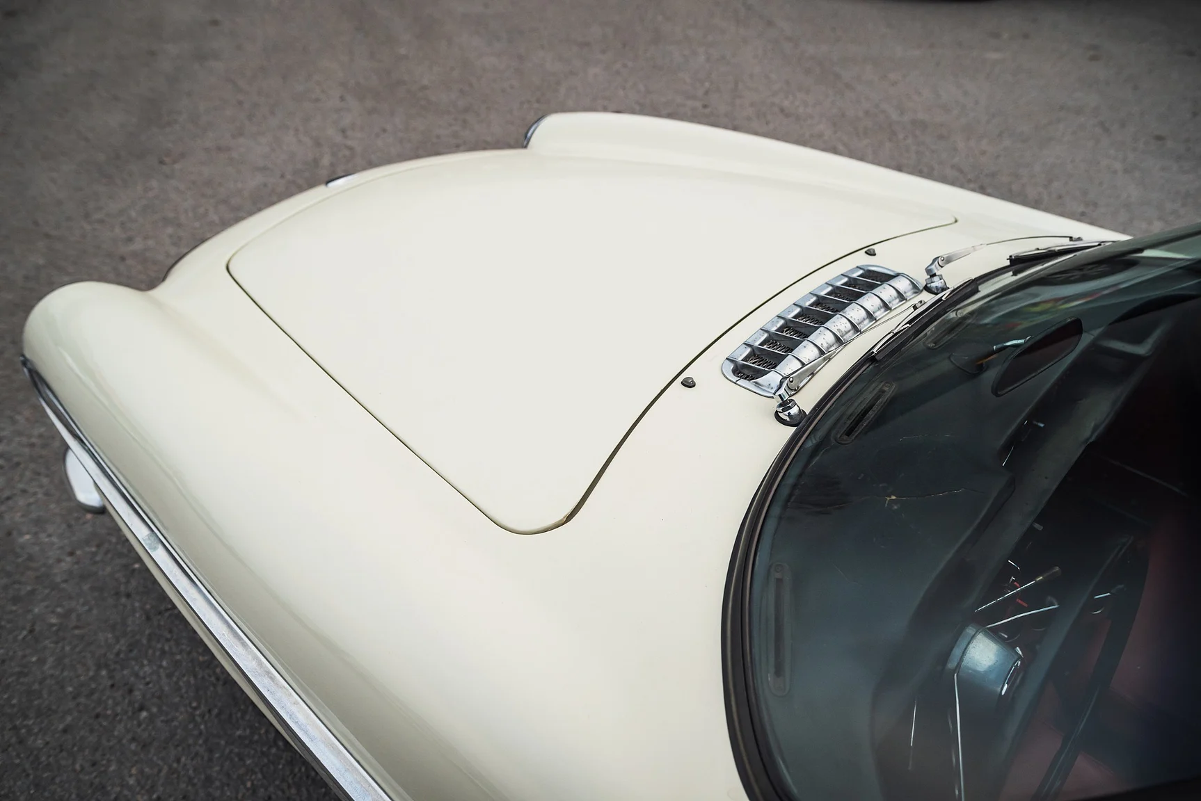 Exteriörbild på 1964 Volvo P 1800S (11)