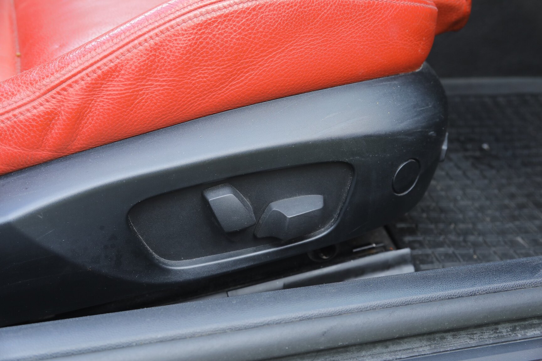 Interior image of 2008 BMW 325D Cabriolet