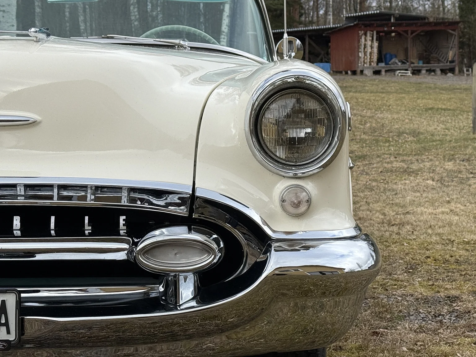 Aussenfoto 1955 Oldsmobile Super 88 (15)