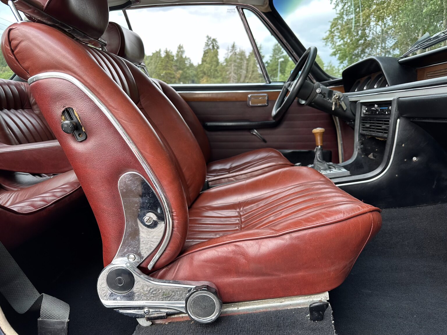 Interior image of 1972 BMW 3,0 CSi 