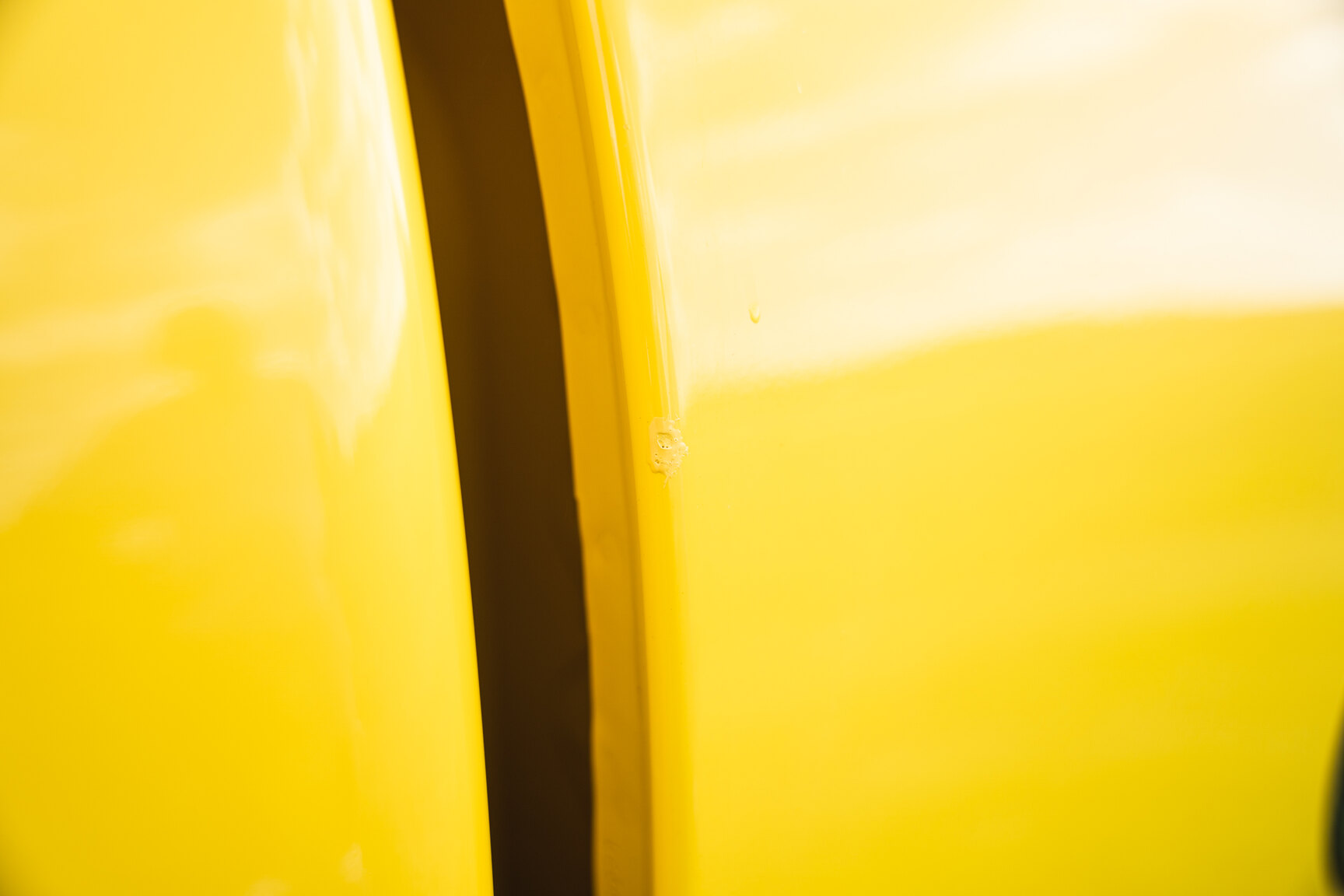 Exteriörbild på 2005 Dodge Ram 1500 Bumble Bee