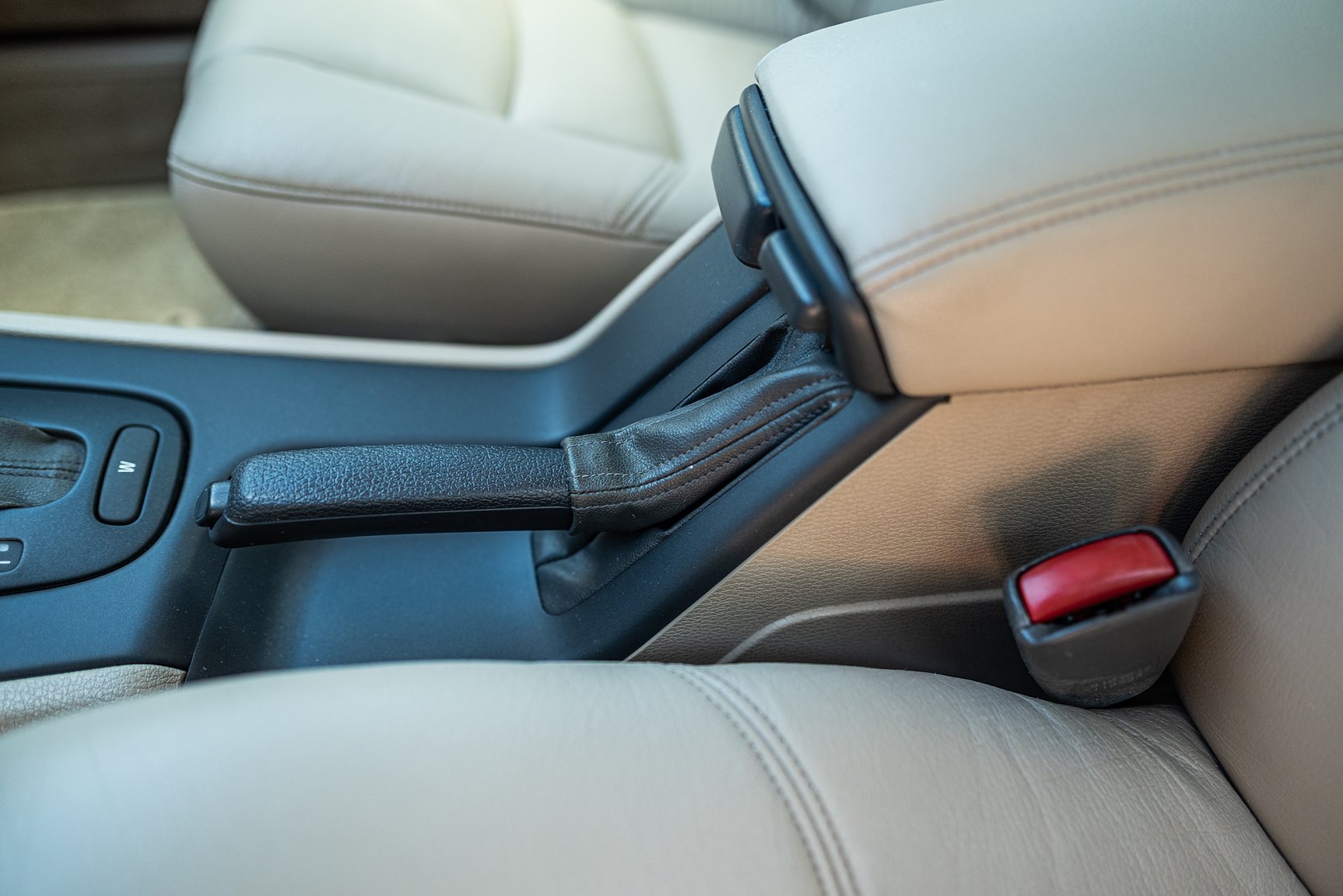 Interior image of 2000 Volvo V70 XC 2.4 T AWD 