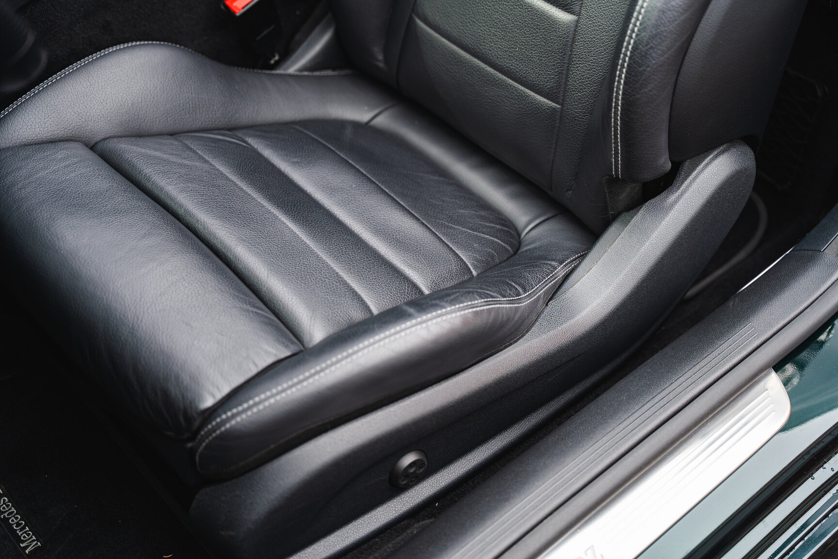 Interiörbild 2019 Mercedes-Benz E300 Cabriolet