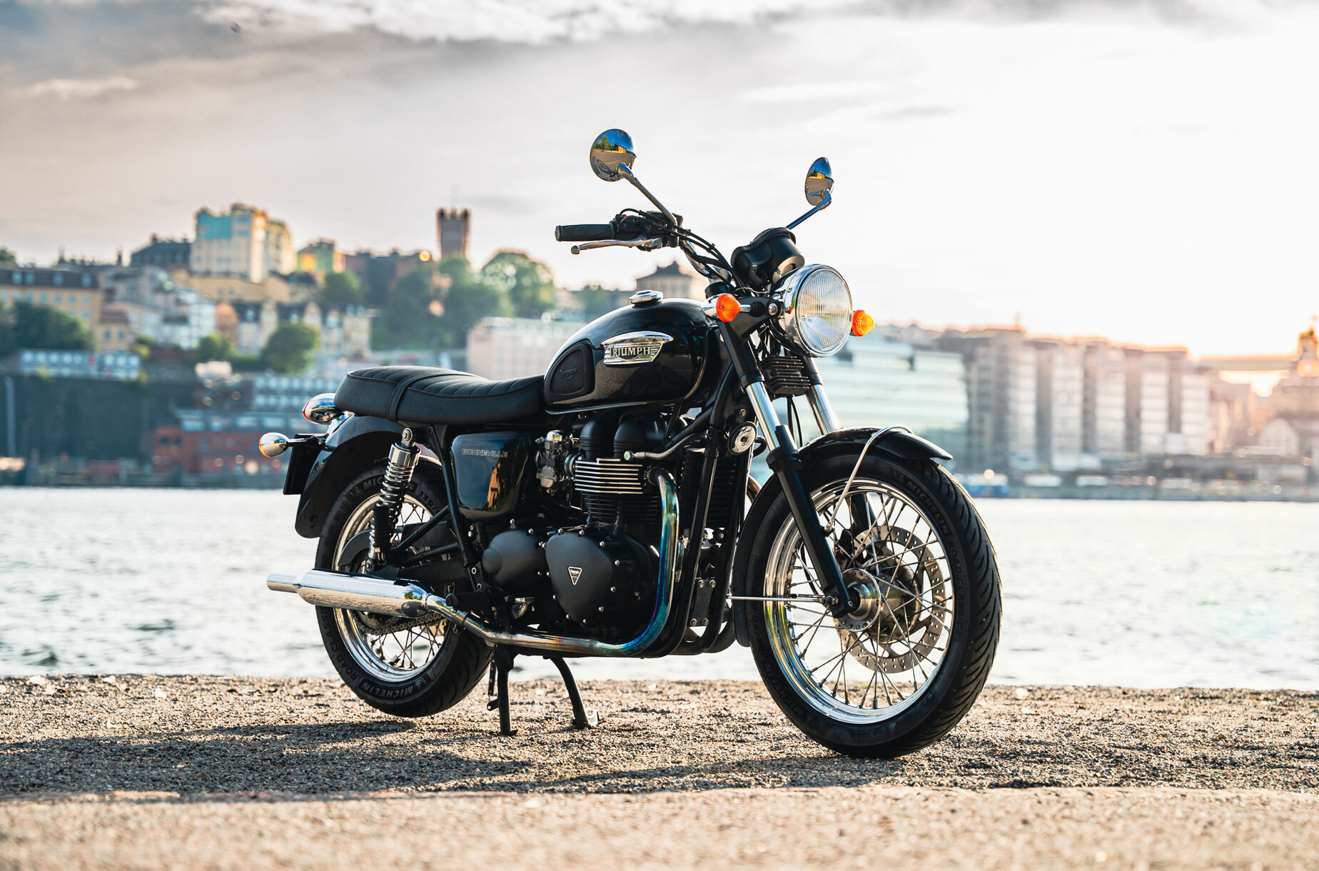 2007 triumph store bonneville black