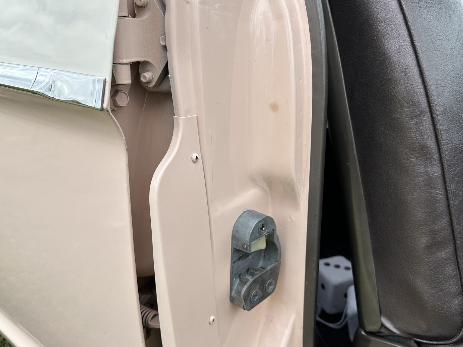 Interior image of 1959 Mercury Monterey 4-door Hardtop Cruiser