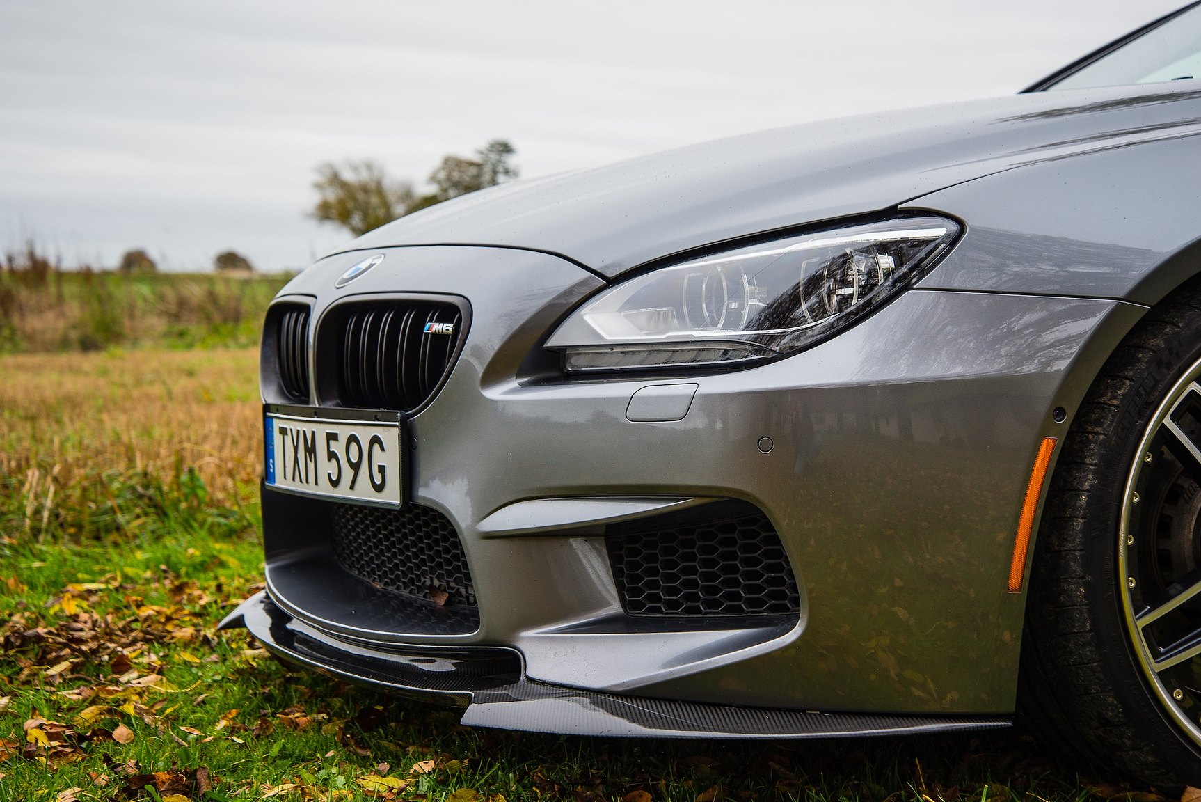 Exterior image of 2014 BMW M6C