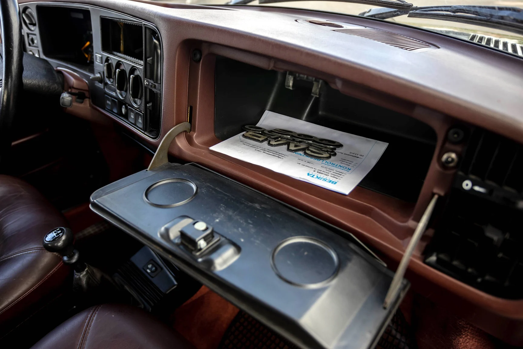 Innenraumfoto von 1989 Saab 900 T8 Special (23)