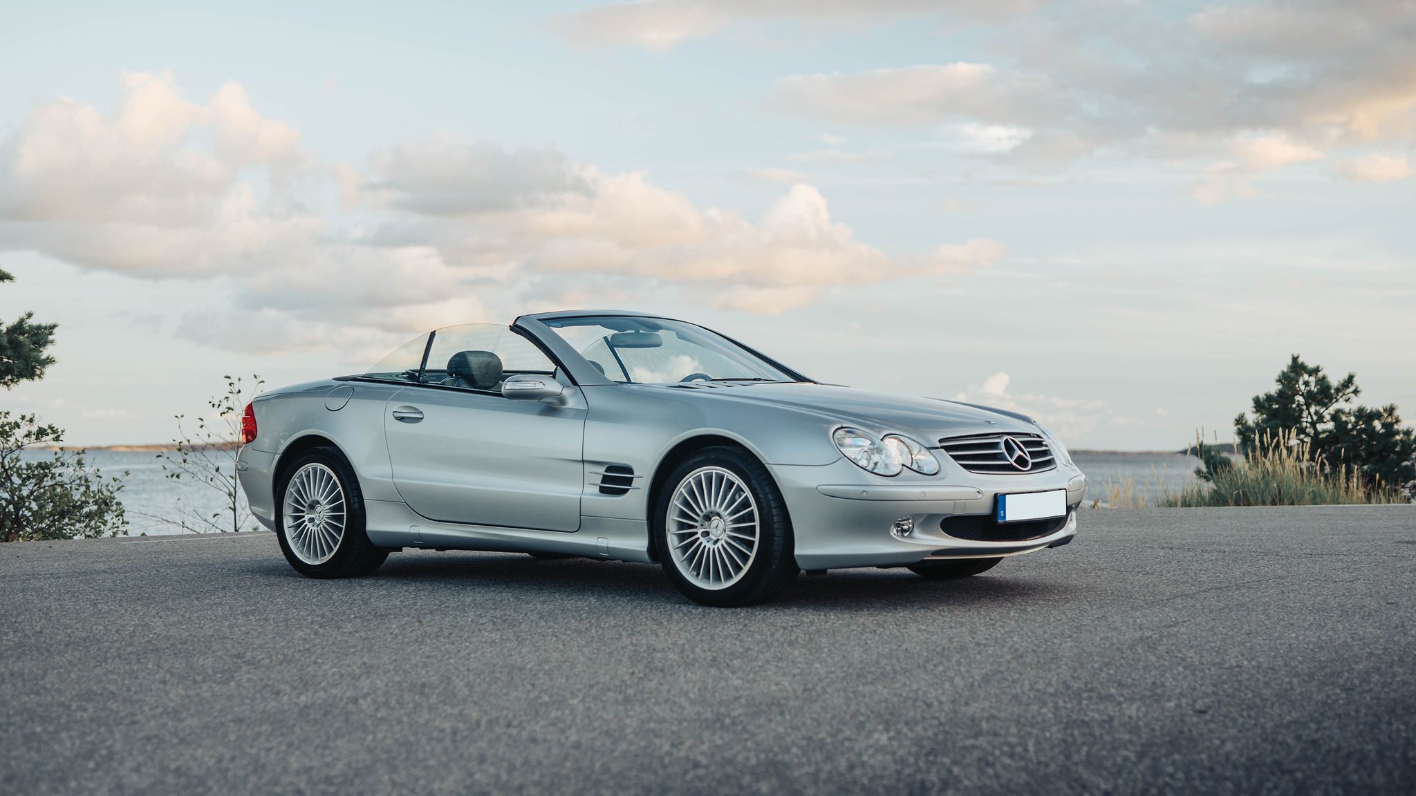 Exteriörbild på 2006 Mercedes Benz SL350 (23)