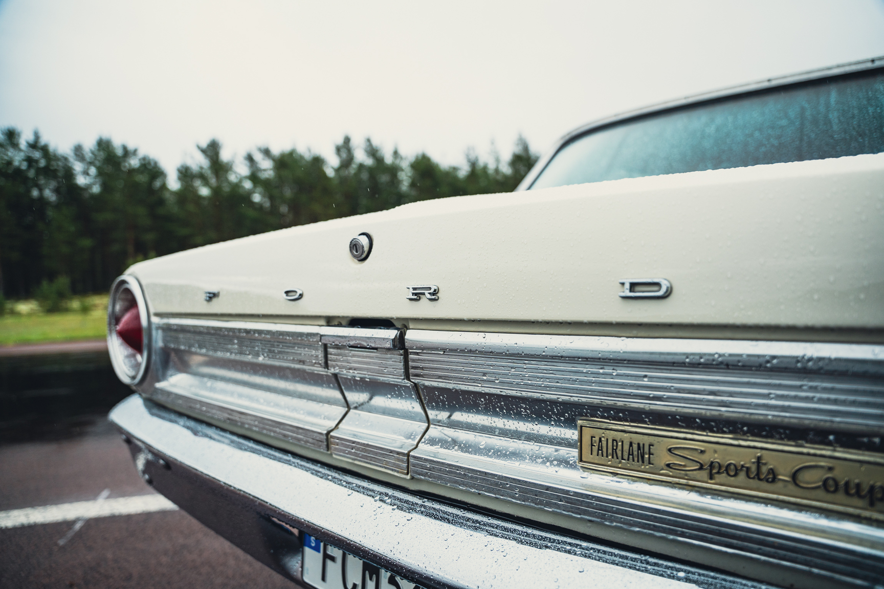 Aussenfoto 1964 Ford Fairlane 500 Sport Coupé (59)