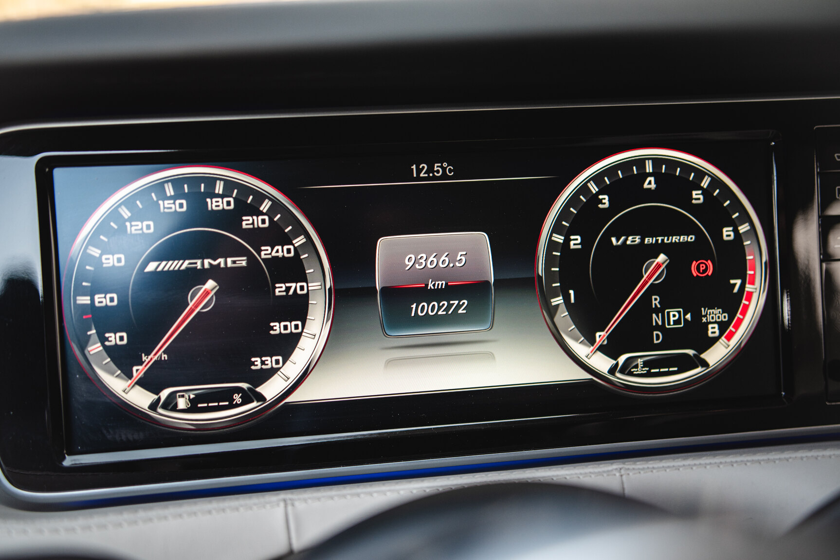 Innenraumfoto von 2016 Mercedes-Benz S63 AMG 4MATIC Coupé