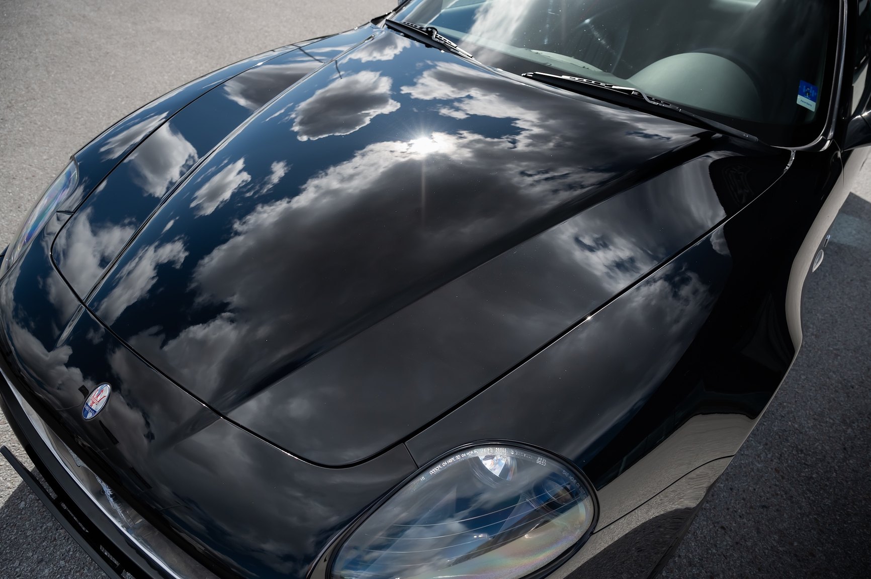 Exterior image of 2004 Maserati Coupé 4.2 V8 Cambiocorsa