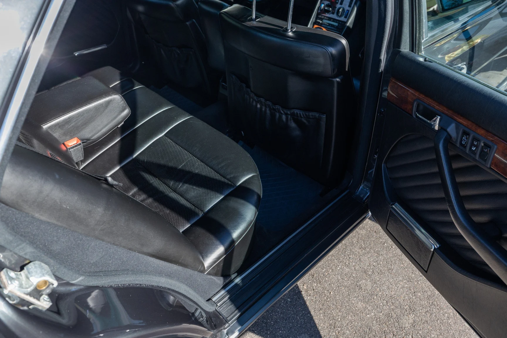 Interiörbild 1989 Mercedes-Benz 560 SEL (15)
